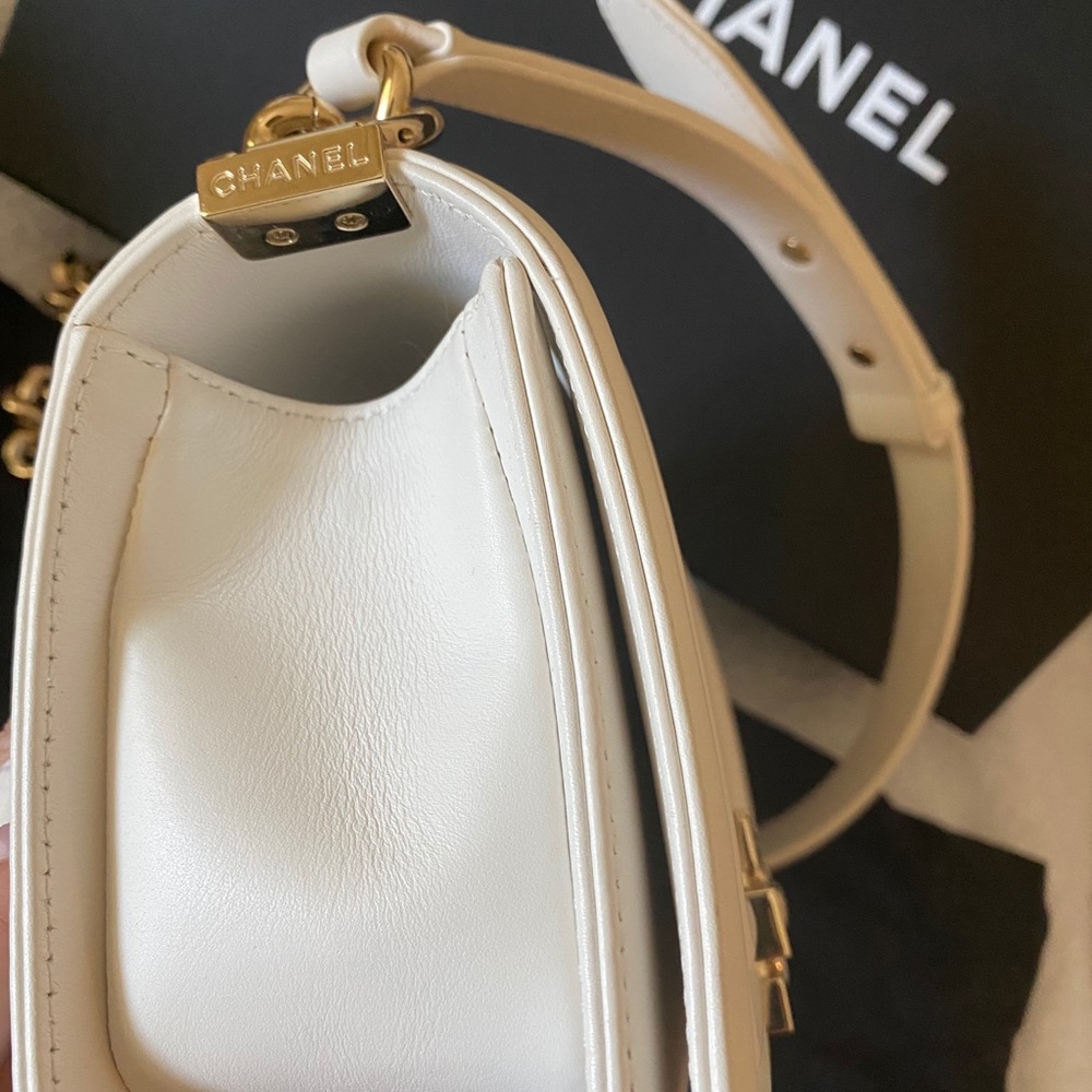 White Chanel Boy Bag - Picture 3 of 7